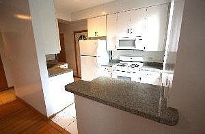 3rd image of 1350 W Jarvis Ave #2