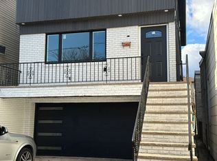 211 9th St #3, Fairview, NJ 07022