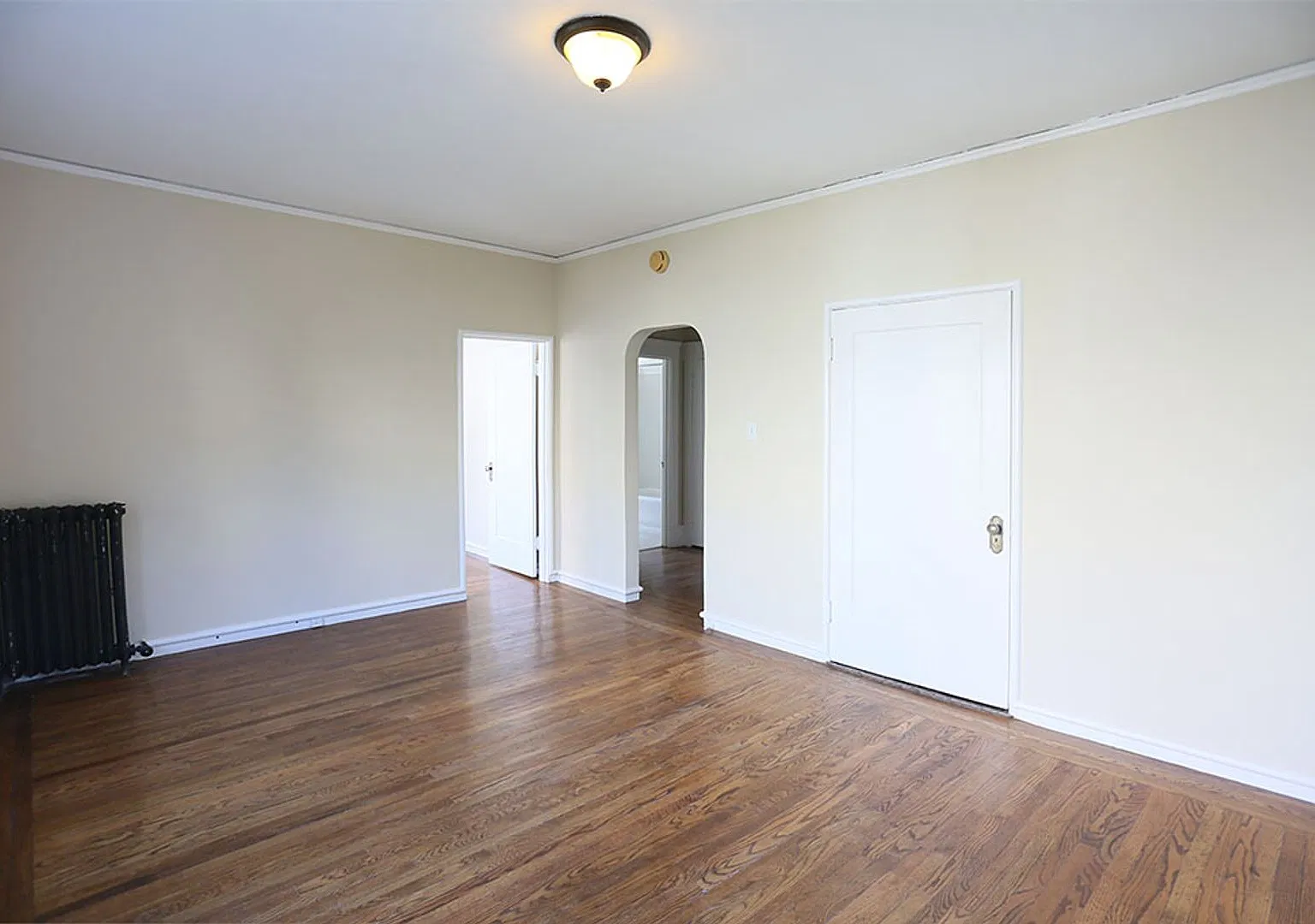 375 Grand Avenue — Photo 4