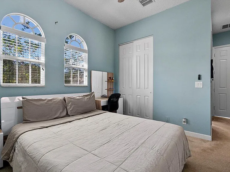 82 Stoney Dr — Photo 14