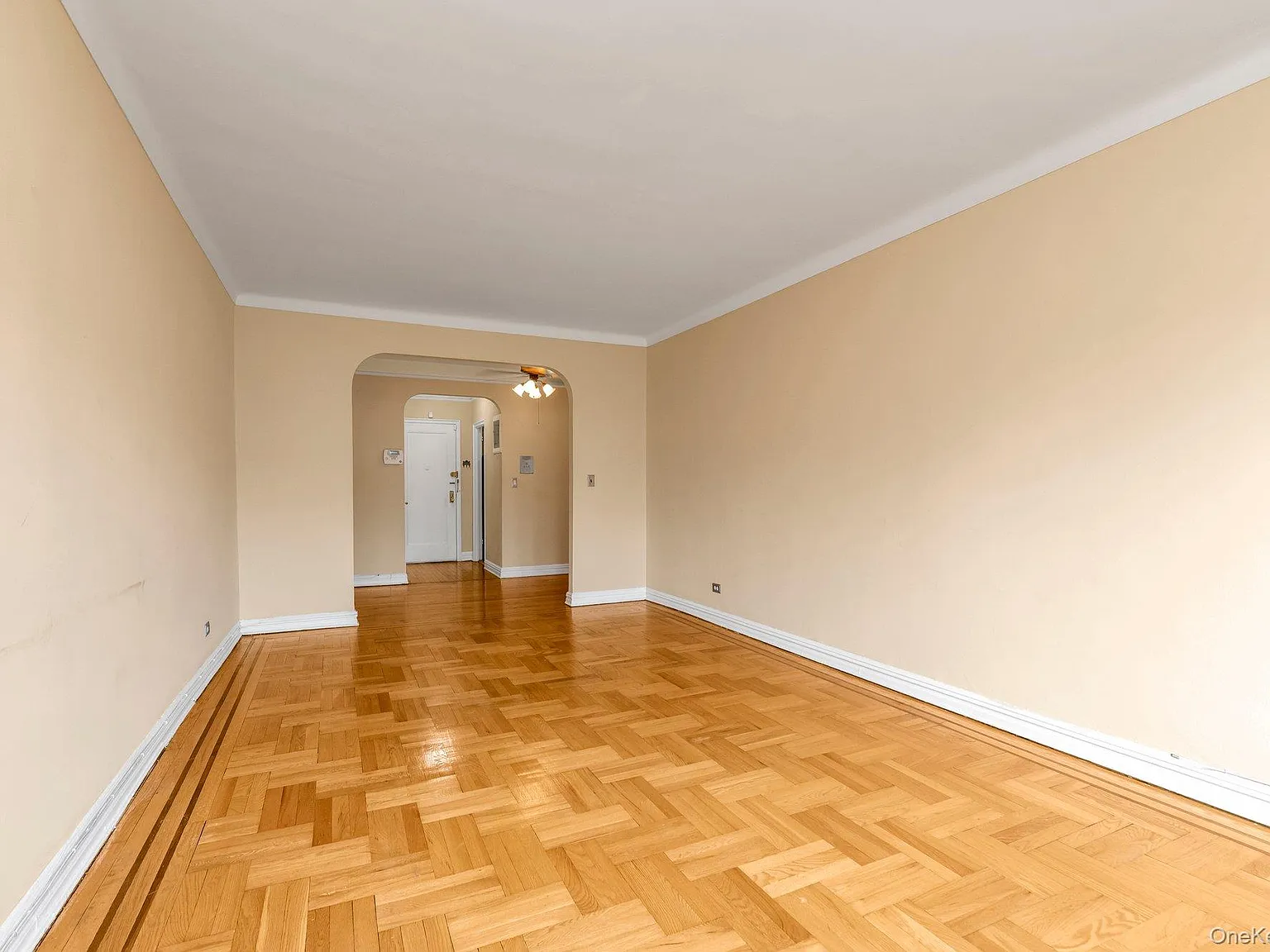 2 bed, 1.0 bath, 875 sqft, $2,750 — Photo 3