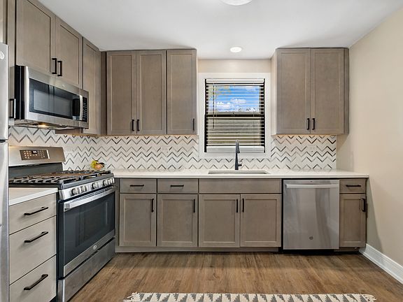 5th image of 236 N West Rd