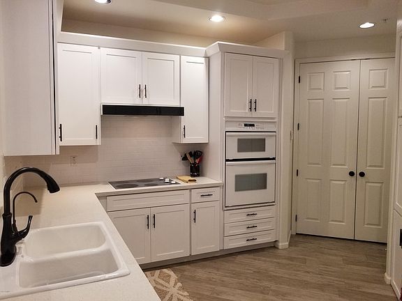 5th image of 20802 Grayhawk Dr #1124