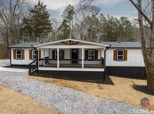 149 Almond Dr, Comer, GA 30629