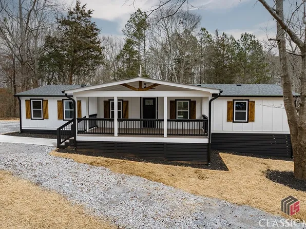 149 Almond Drive, Comer, GA 30629
