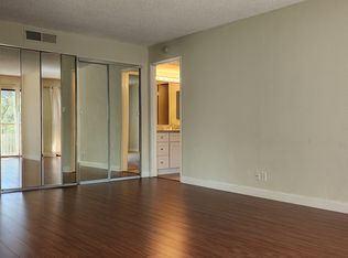 450 N Civic Dr, Walnut Creek, CA 94596