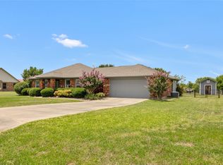 264 Maple Cir, Nevada, TX 75173