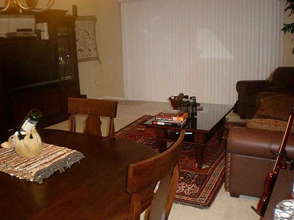 3rd image of 1533 Florentino Ln