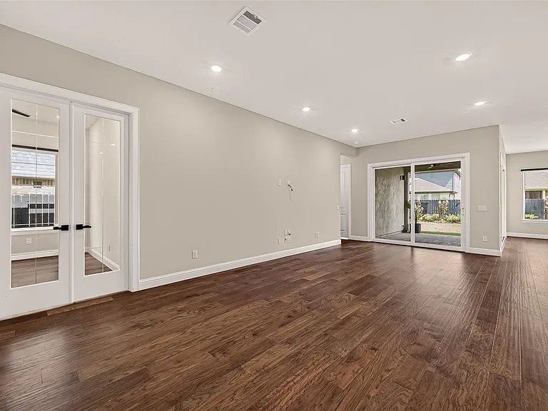 616 Cape Capri Dr — Photo 7
