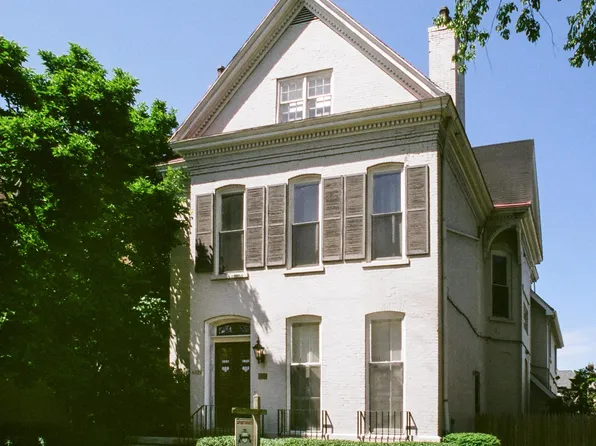 6329 Marchand St, Pittsburgh, PA