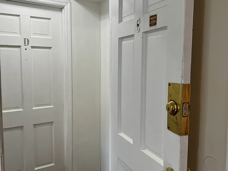 1311 Wallace St #C — Photo 17