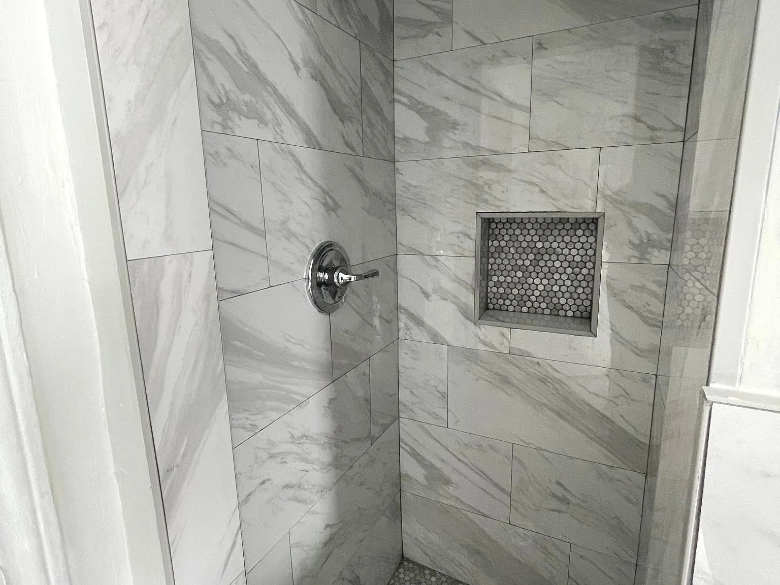 1 bed, 1800 sqft, $1,300 — Photo 4