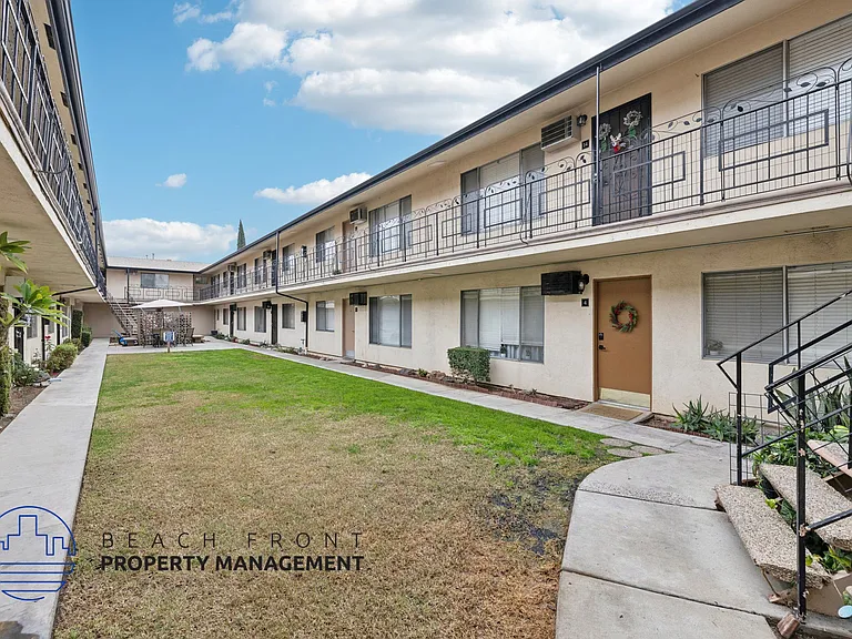 850 N Citrus St. — Photo 19