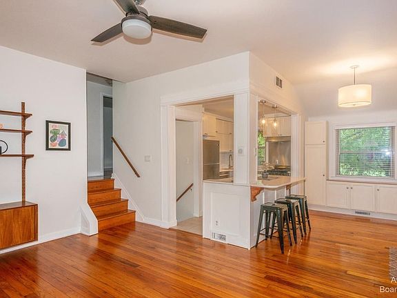 4th image of 2848 Pittsfield Blvd