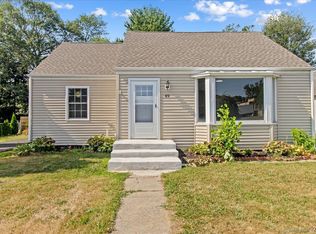 49 Finch St, Milford, CT 06461