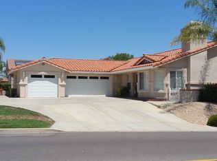 23312 Continental Dr, Canyon Lake, CA 92587