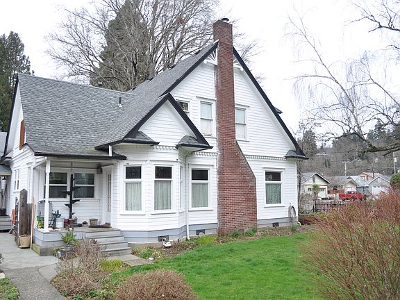 2nd image of 309 N 2nd St
