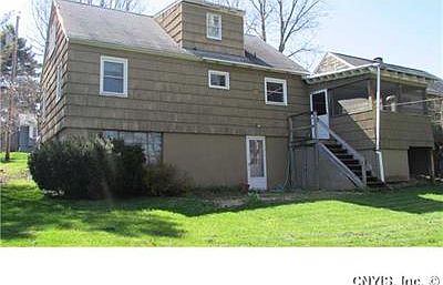 3rd image of 302 McClennan Dr