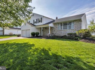 104 Gainsboro Rd, Cherry Hill, NJ 08003