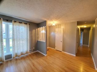 9211 N Pirogue Ct, Jeffersontown, KY 40299