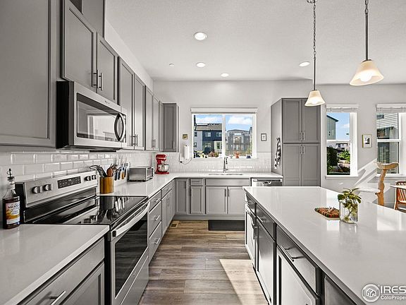 5th image of 2331 Village Green Way