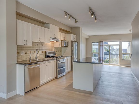 5th image of 3105 Dayanee Springs Blvd #187