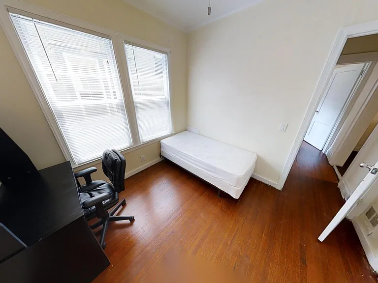 618 Westcott St #1 — Photo 8