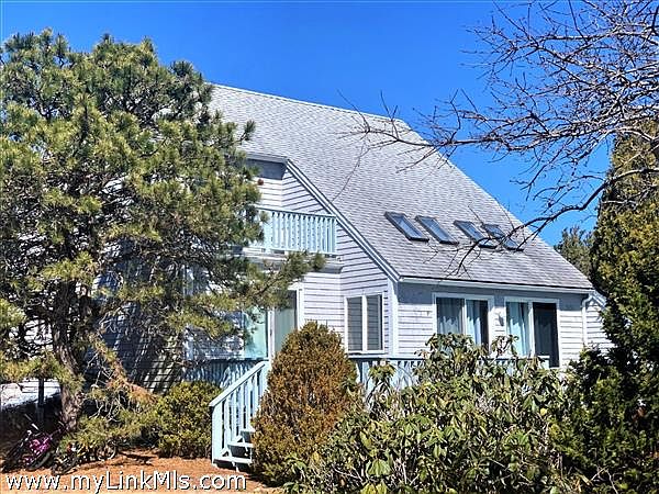 Katama Contemporary on 1/2 lot