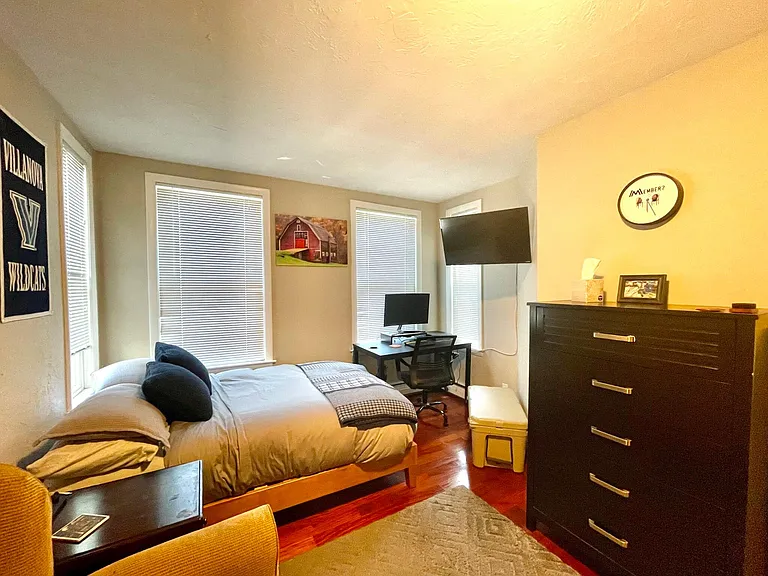 141-143 L St #2A — Photo 6