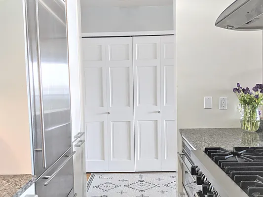 Rented by Compass | media 19