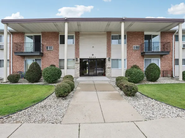 9250 Noel Ave #205E, Des Plaines, IL 60016