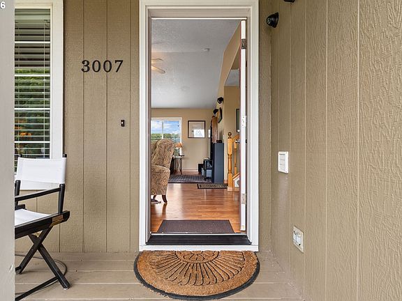 5th image of 3007 N St