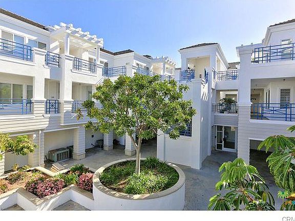 2nd image of 2600 Newport Blvd APT 310