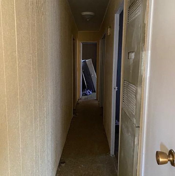 2nd image of 3500 35th Ave