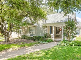 3724 Bellaire Dr N, Fort Worth, TX 76109