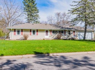 9540 Knox Ave N, Brooklyn Park, MN 55444