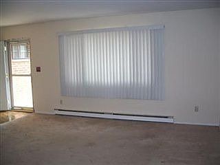 3rd image of 2078 Maryland Dr