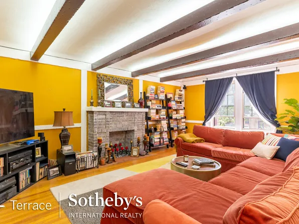 150 Burns Street image 5 of 29