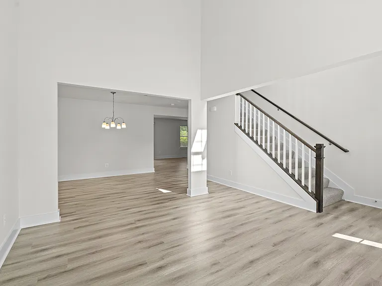 116 Rose Ct — Photo 15