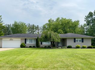 46655 Maben Rd, Canton, MI 48187