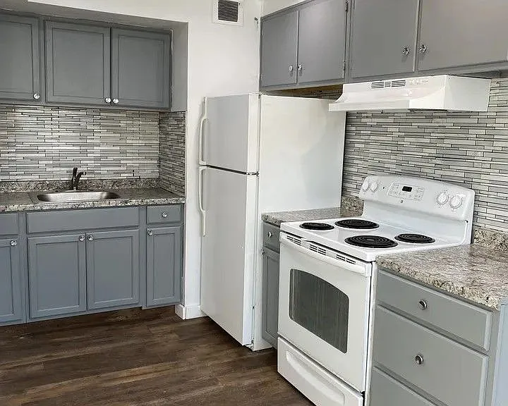 8306 Temple Rd — Photo 5