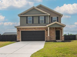 522 Shelmore Ln, Jacksonville, NC 28540