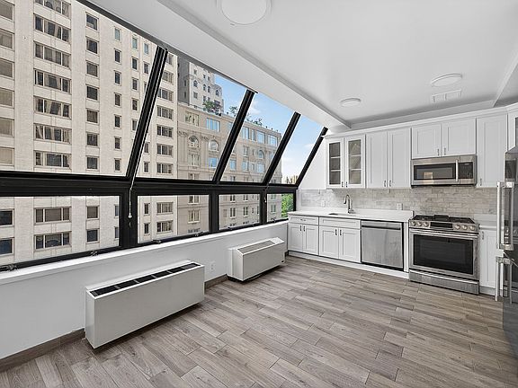 5th image of 57 W 58th St #Phb