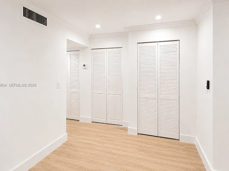5839 SW 74th Ter #103 — Photo 12