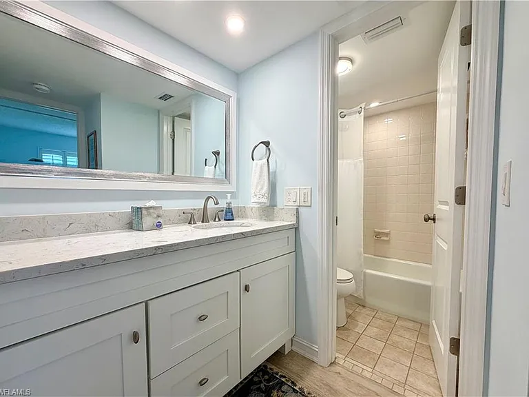 105 Penny Ln #5 — Photo 12