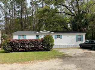 168 Sams Point Rd, Beaufort, SC 29907