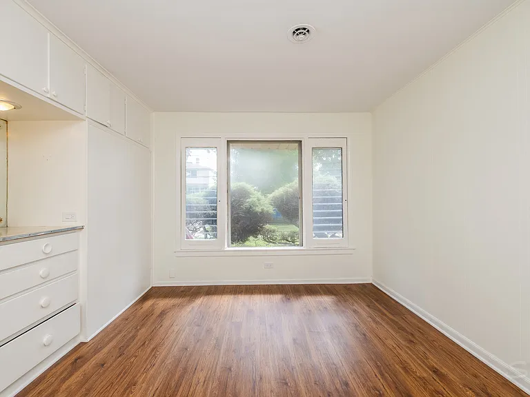 2334 S 10th Ave — Photo 14