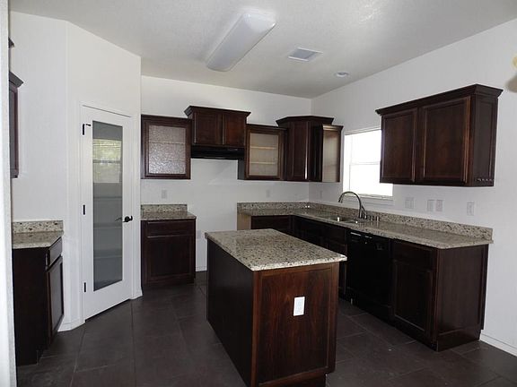 4th image of 14696 Oldenberg Ct