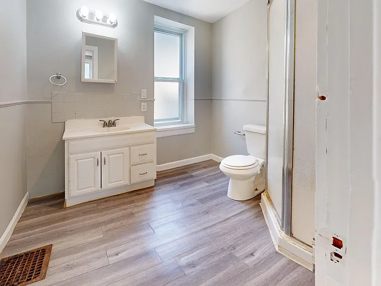 3452 W 44th St — Photo 34