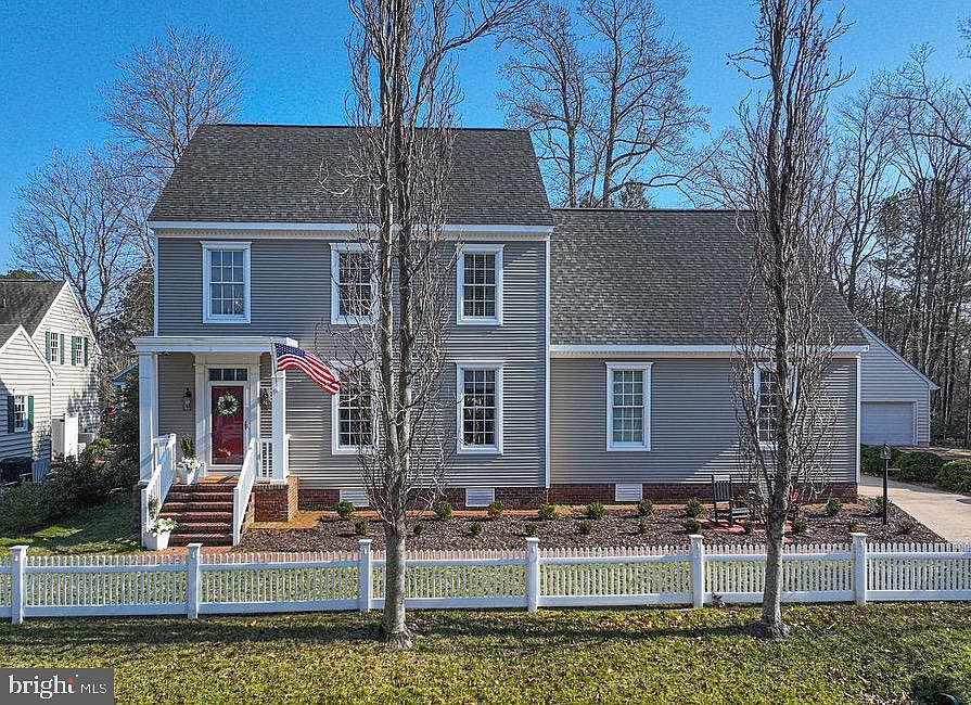 1st image of 1613 Mercers Way